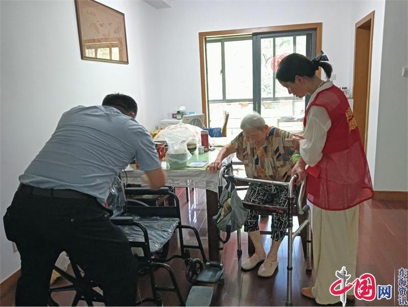 苏州工业园区贵都社区：爱心轮椅送上门 让“有碍”变“有爱”