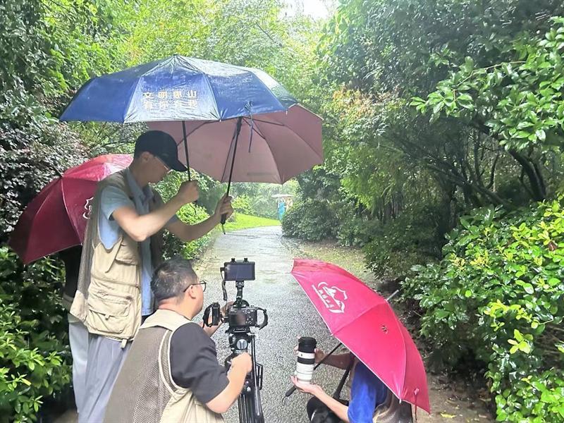 江苏省情影像志《乡土江苏·阳山》开机 醉美桃花源里“志”说阳山水蜜桃前世今生