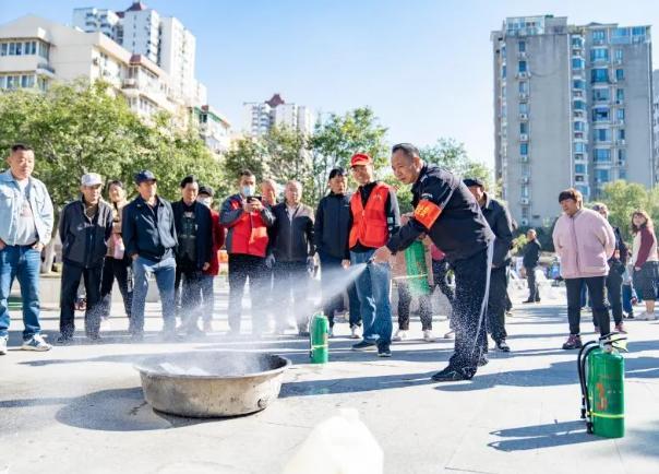 南京市鼓楼区深入践行“全民消防 生命至上”理念 扎实开展消防安全宣传月活动